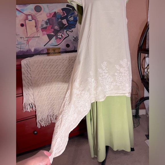 Classic Fashion Collection - Picture 2 of 7